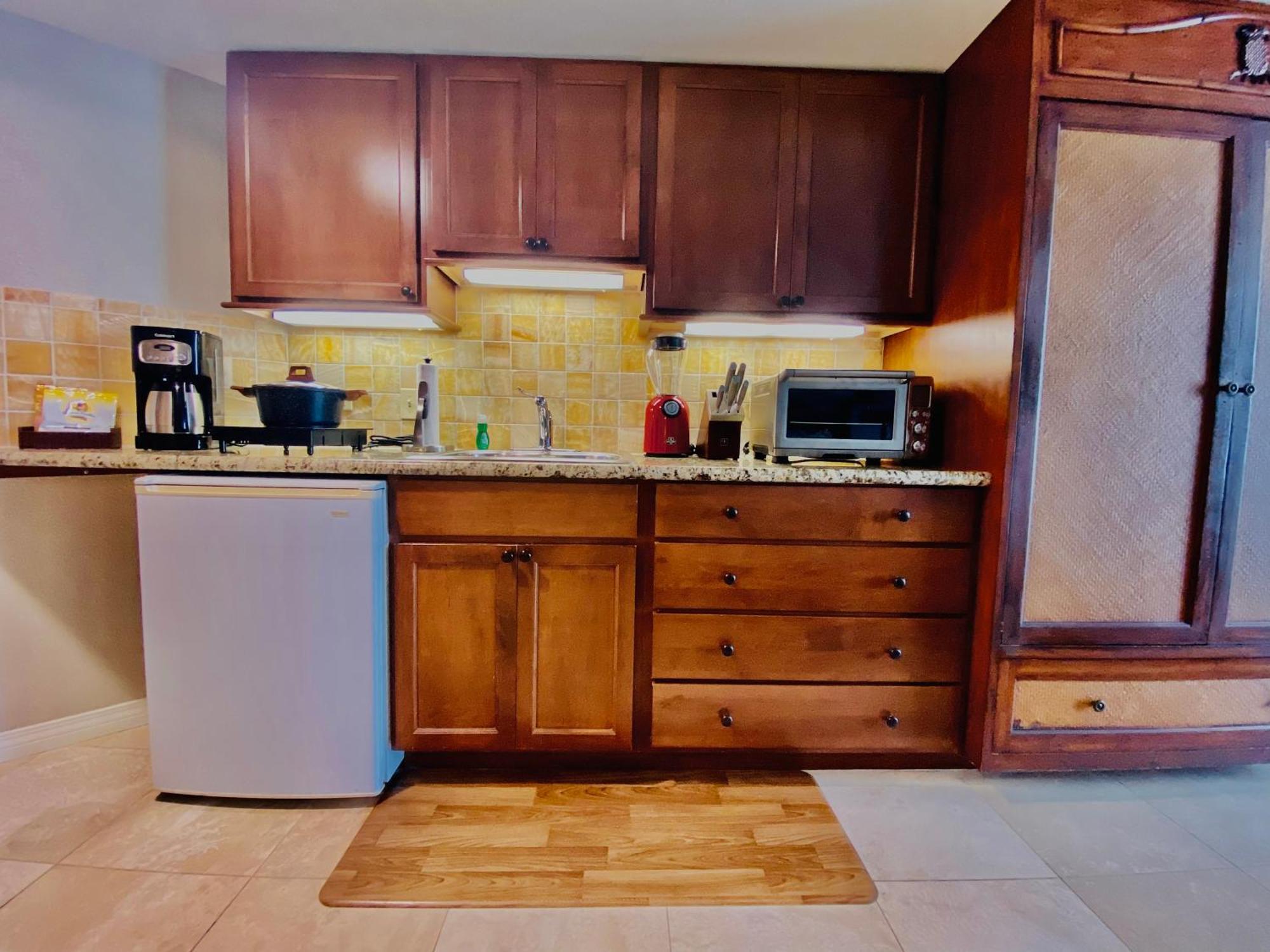 Cozy Studio With Free Parking In Waikiki Гонолулу Экстерьер фото
